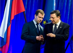 Dmitri Medvedev and Jose Manuel Barroso at the Russia-EU summit in November 2009. Source: EPA/BGNES