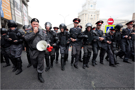 Police at the August 31, 2010 Strategy 31 rally in Moscow. Source: Zyalt.livejournal.com