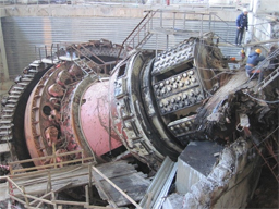 Exploded turbine at Sayano-Shushenskaya power plant. Source: Englishrussia.com