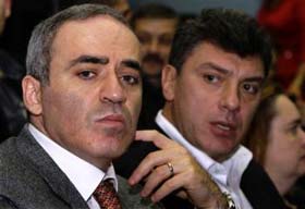 Garry Kasparov and Boris Nemtsov.  Source: AP 12.13.2008